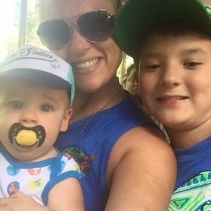 Meet your Posher, Desiree